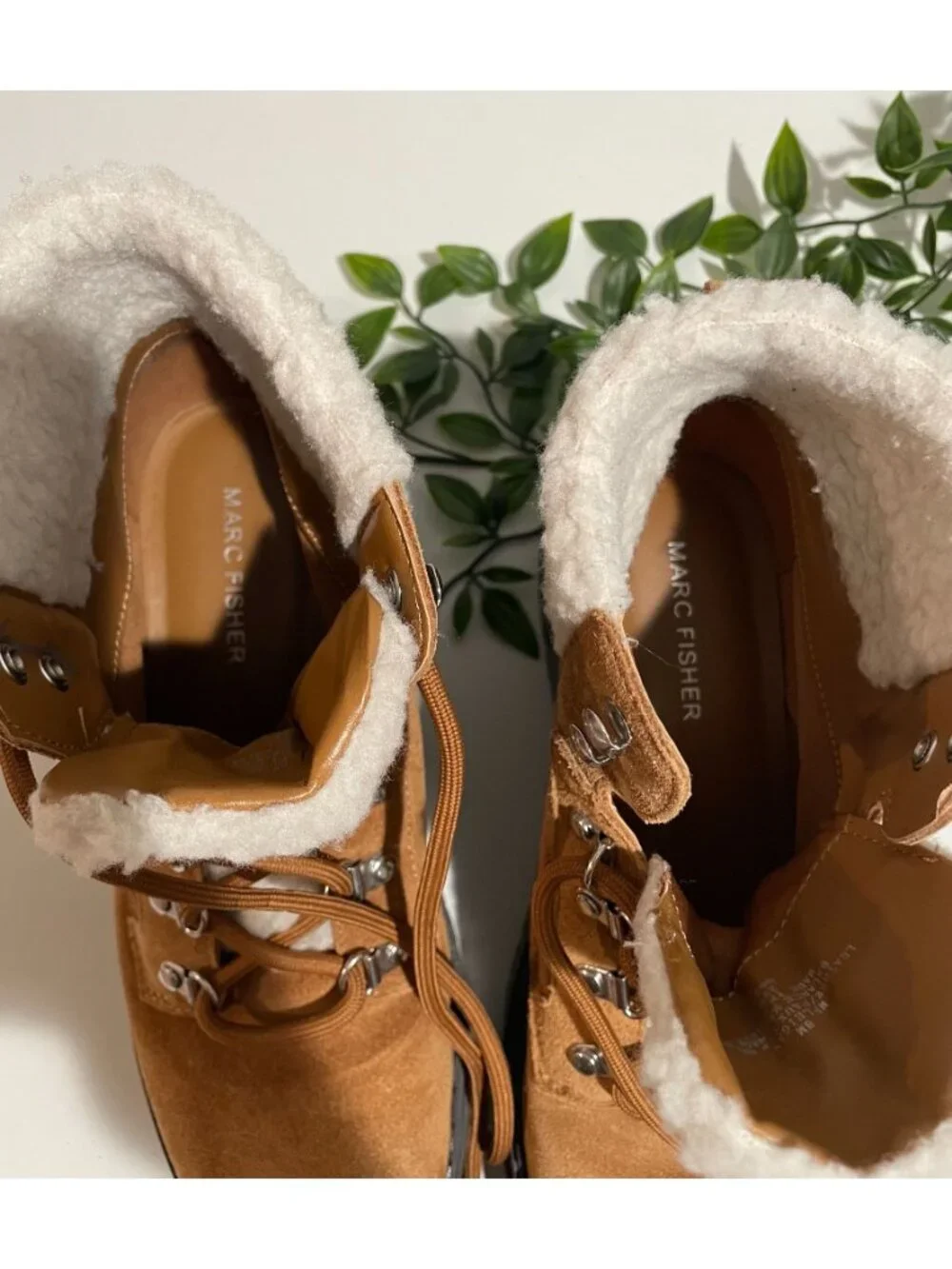 Marc Fisher Womens Faux Fur-Lined Suede Hiking Boots Size 8M Lace-Up CamelBrown